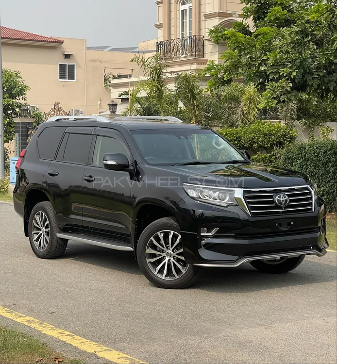 Toyota Prado 2019 for Sale in Lahore Image-1