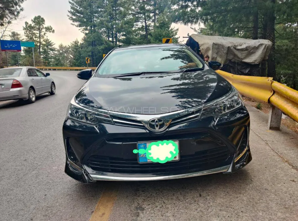 Toyota Corolla 2021 for Sale in Islamabad Image-1