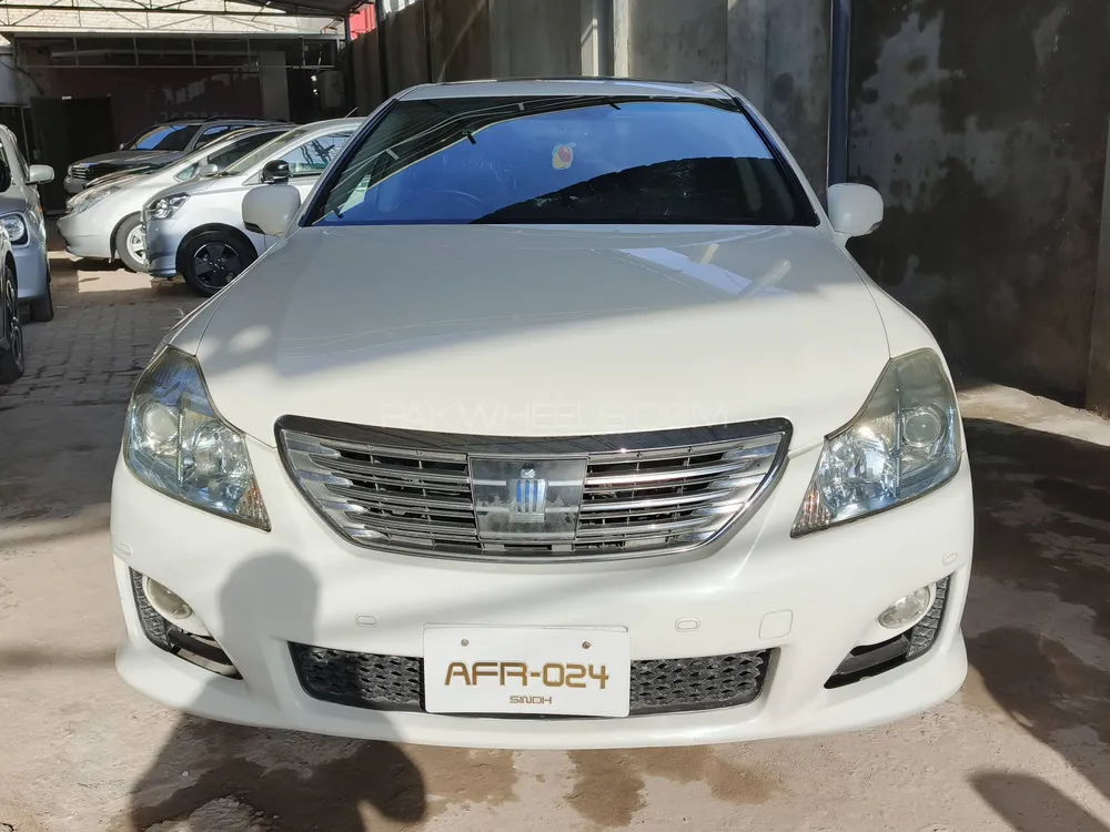 Toyota Crown 2008 for Sale in Islamabad Image-1