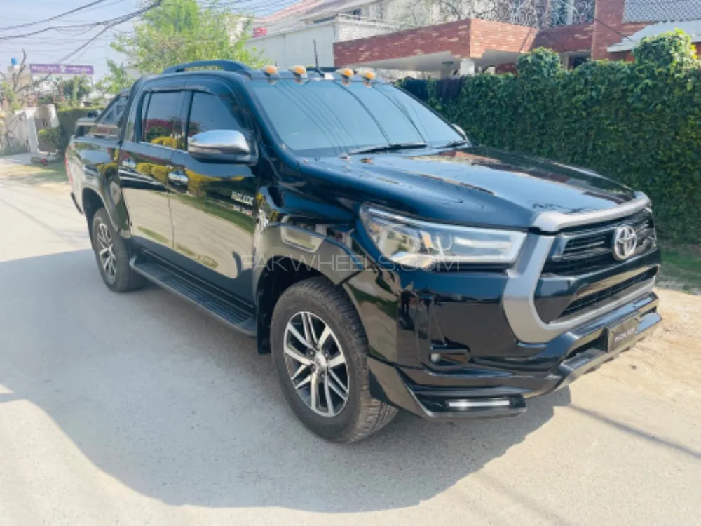 Toyota Hilux 2021 for Sale in Lahore Image-1