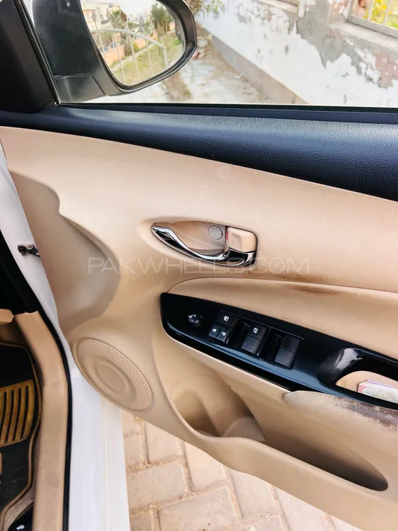 Toyota Yaris Sedan 2021 for Sale in Sargodha Toyota Yaris Sedan 2021 for Sale in Sargodha Image-8