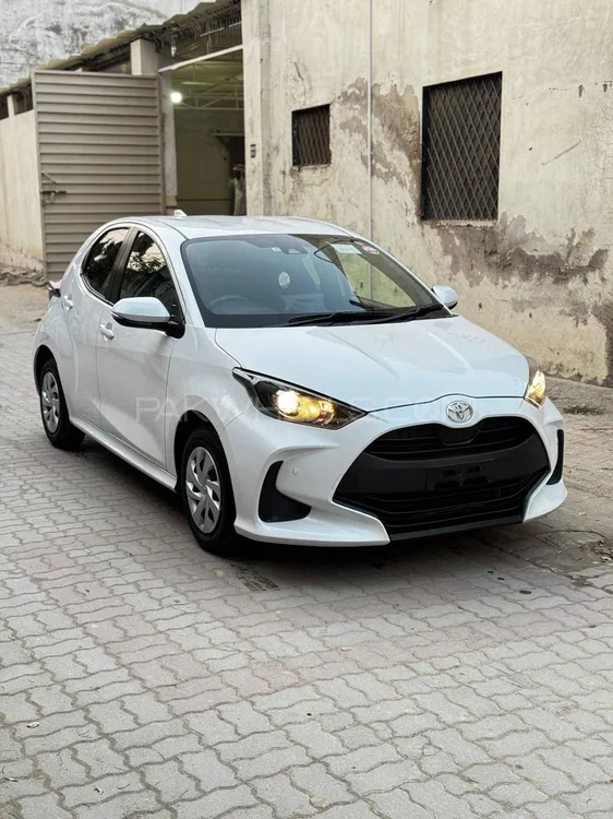 Toyota Yaris Hatchback 2021 for Sale in Sialkot Image-1