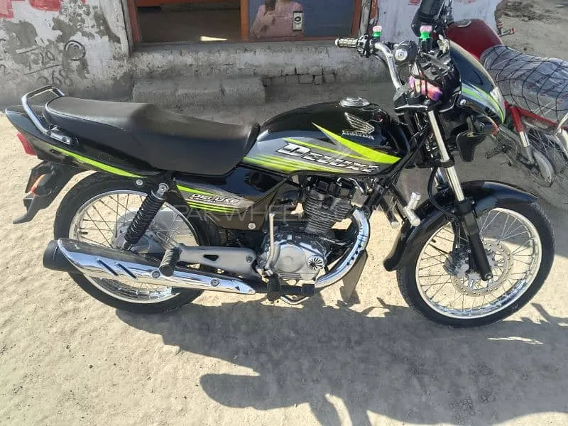 Honda CG 125 Deluxe 2018 for Sale Image-1