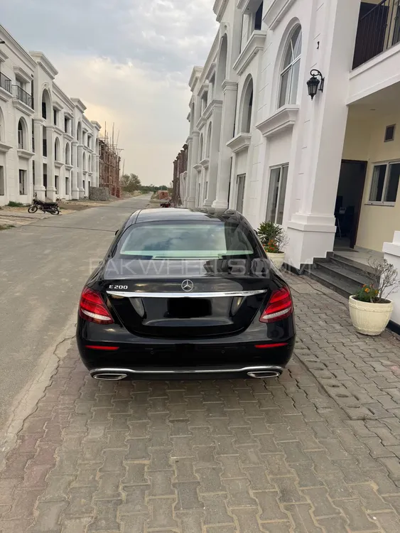 Mercedes Benz E Class 2018 for Sale in Lahore Image-1