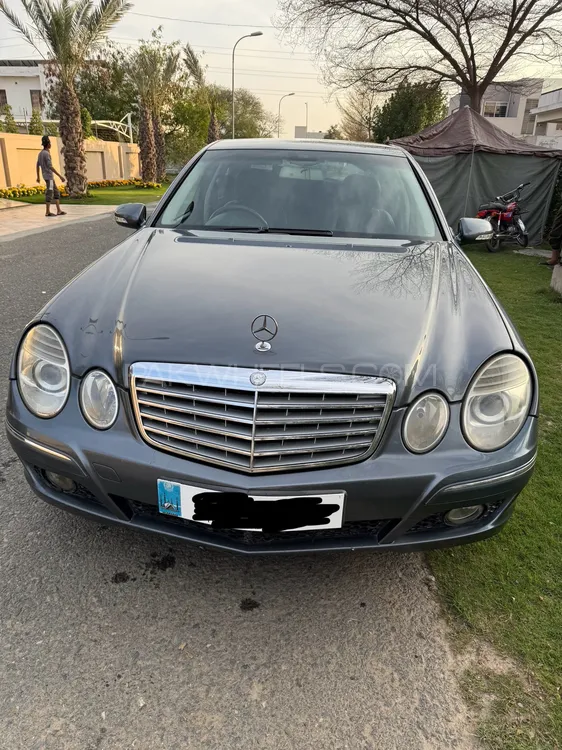 Mercedes Benz E Class 2007 for Sale in Lahore Image-1