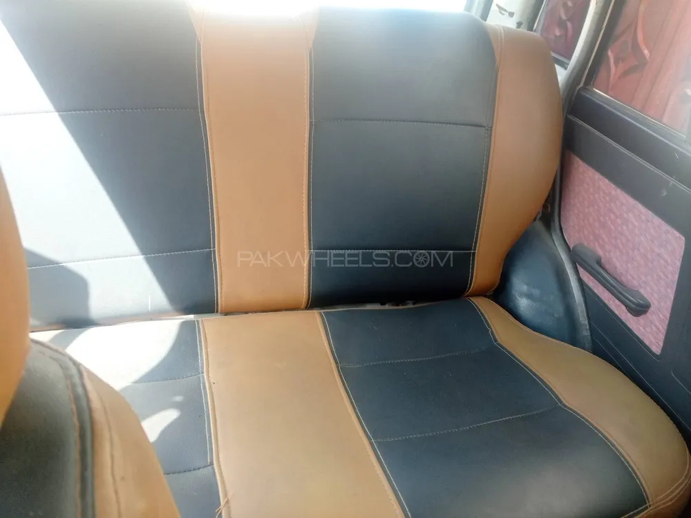 Suzuki Mehran 2011 for Sale in Karachi Suzuki Mehran 2011 for Sale in Karachi Image-9