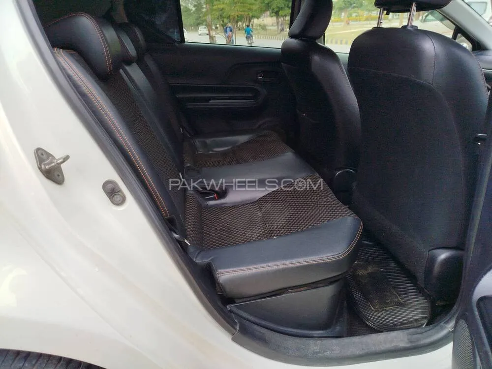 ٹویوٹا اکوا 2015 for Sale in اسلام آباد ٹویوٹا اکوا 2015 for Sale in اسلام آباد Image-11