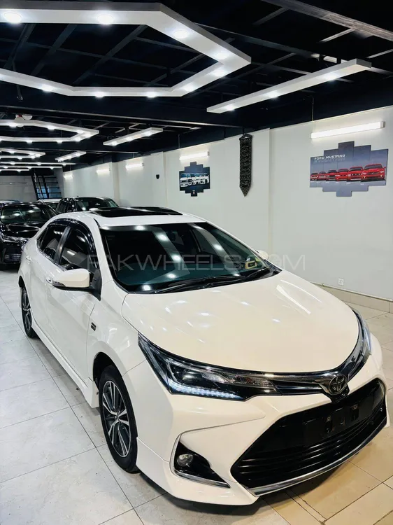 Toyota Corolla 2021 for Sale in Karachi Image-1