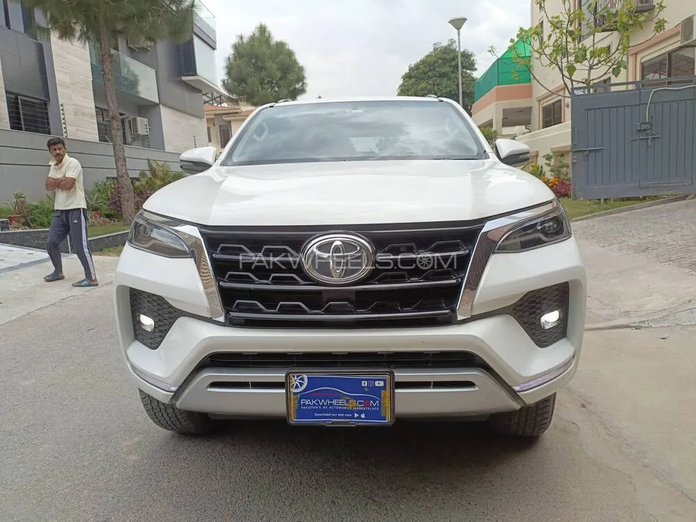 ٹویوٹا فورچیونر 2022 for Sale in اسلام آباد Image-1