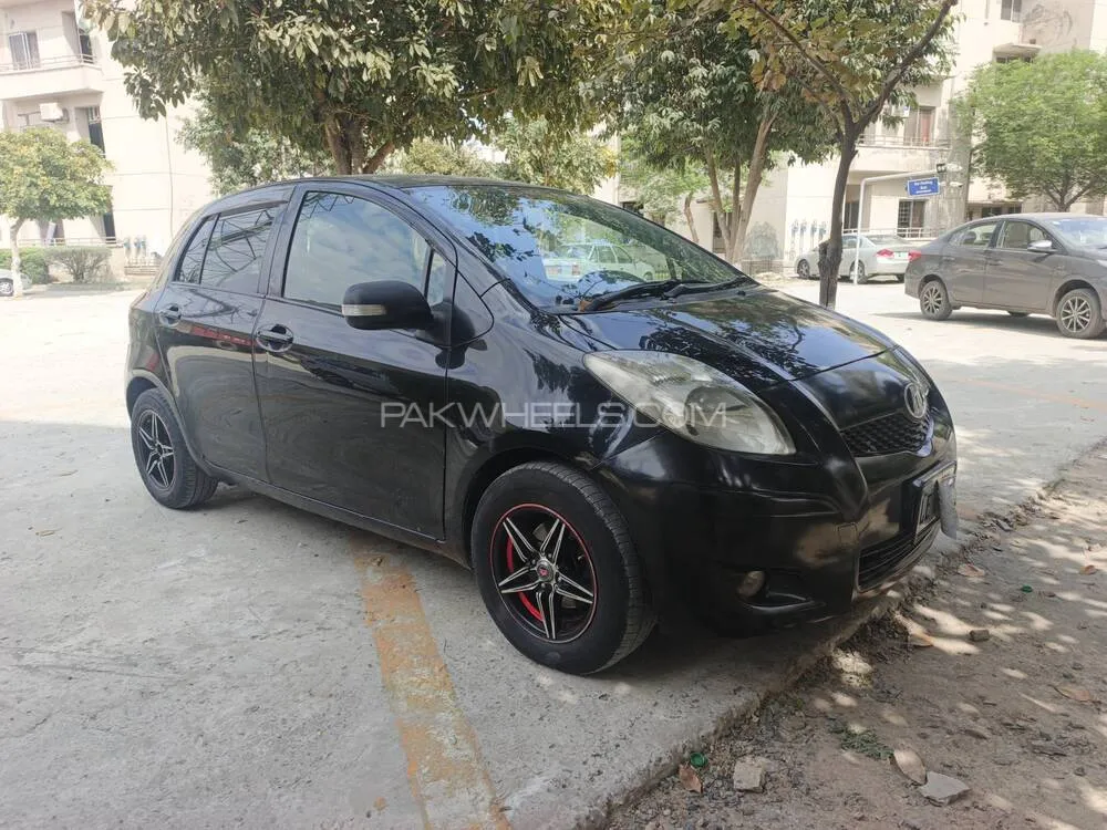Toyota Vitz 2009 for Sale in Lahore Toyota Vitz 2009 for Sale in Lahore Image-2