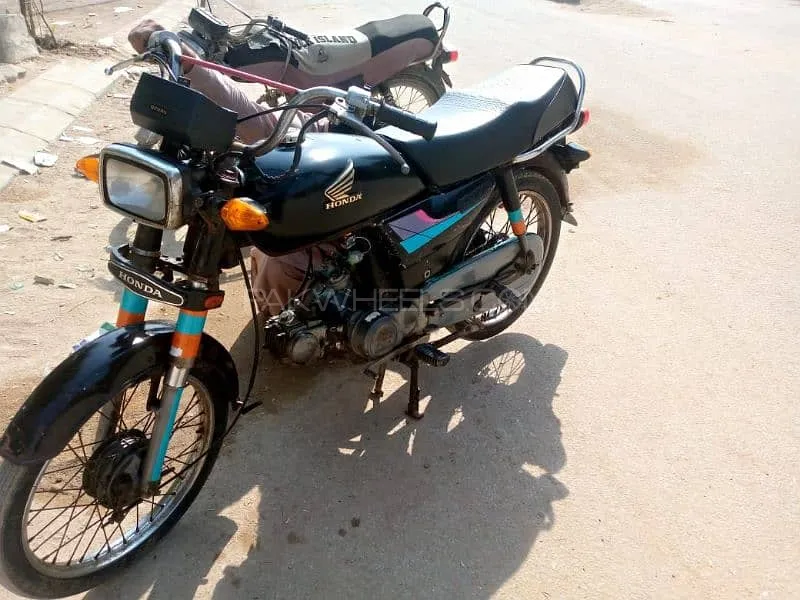 Honda CD 70 2006 for Sale Image-1