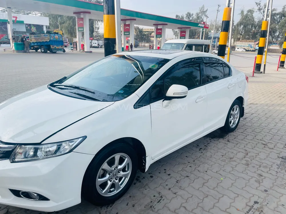 Honda Civic 2014 for Sale in Peshawar Image-1