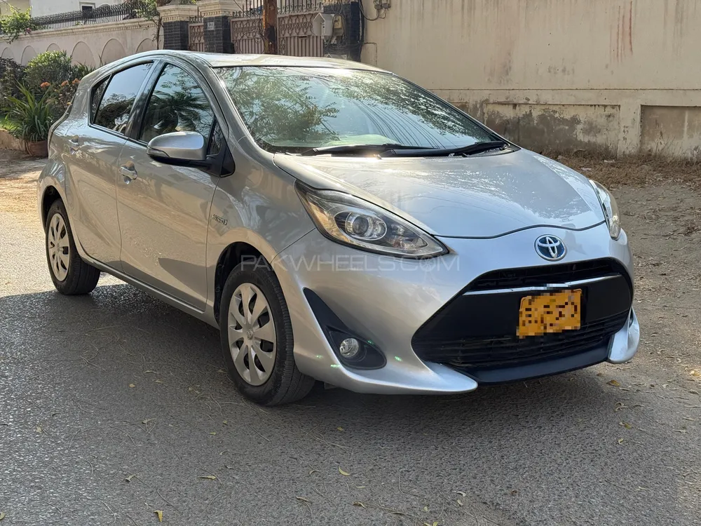 ٹویوٹا اکوا 2017 for Sale in کراچی Image-1