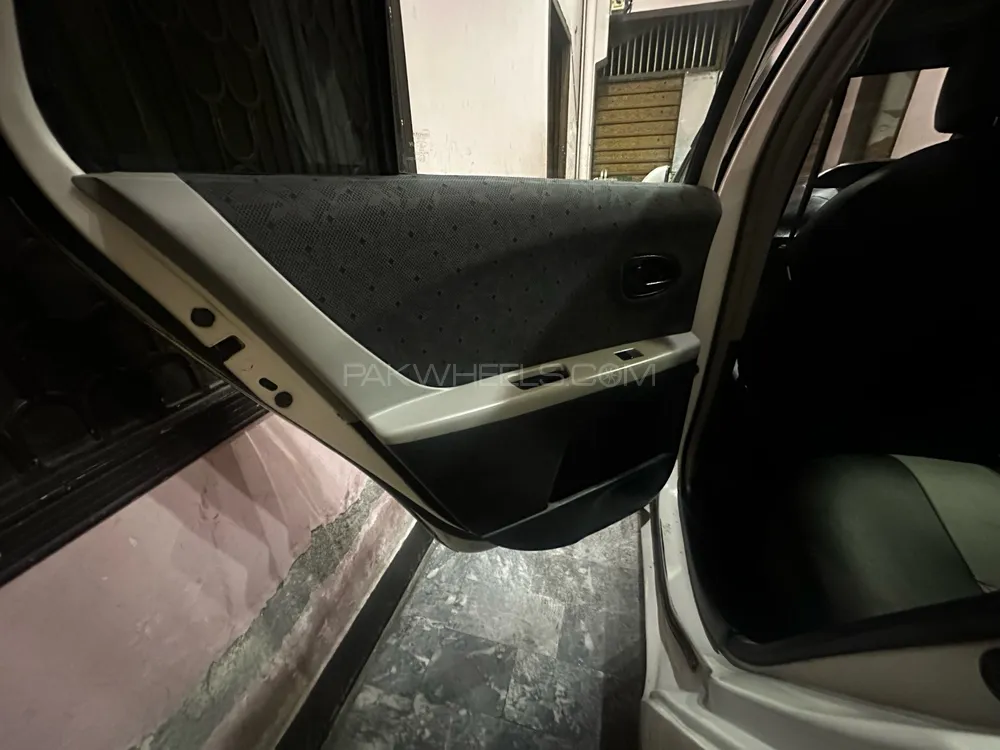 Toyota Vitz 2009 for Sale in Gujranwala Toyota Vitz 2009 for Sale in Gujranwala Image-8
