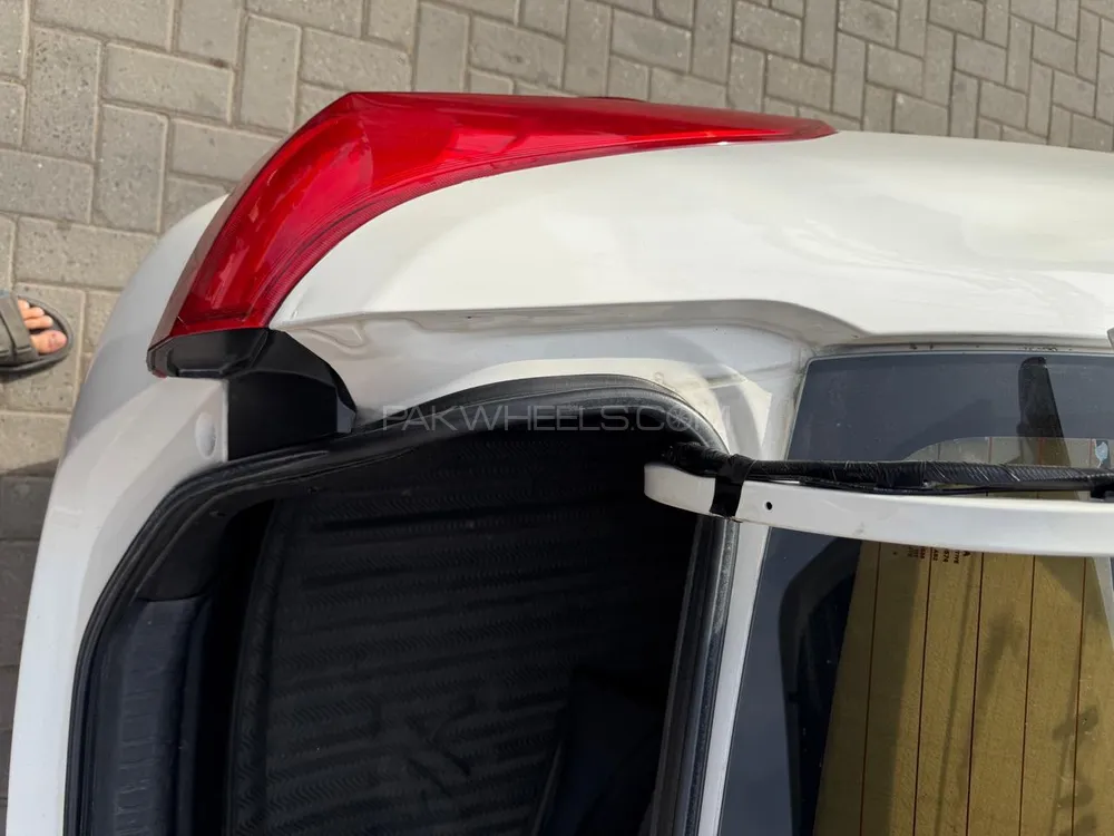 Toyota Yaris Sedan 2022 for Sale in Lahore Toyota Yaris Sedan 2022 for Sale in Lahore Image-14