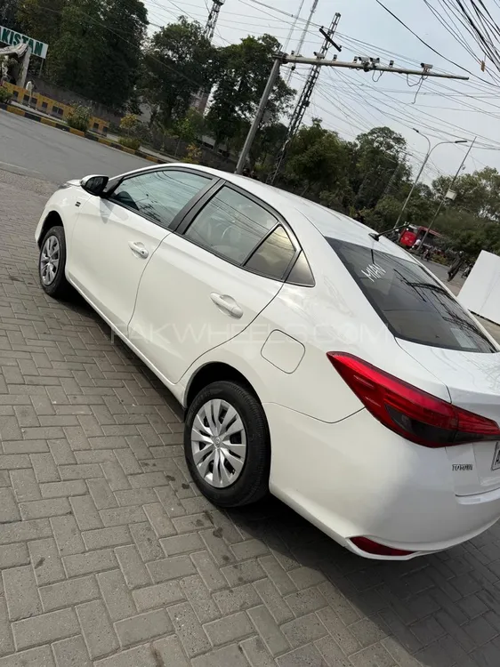 Toyota Yaris Sedan 2022 for Sale in Lahore Toyota Yaris Sedan 2022 for Sale in Lahore Image-7