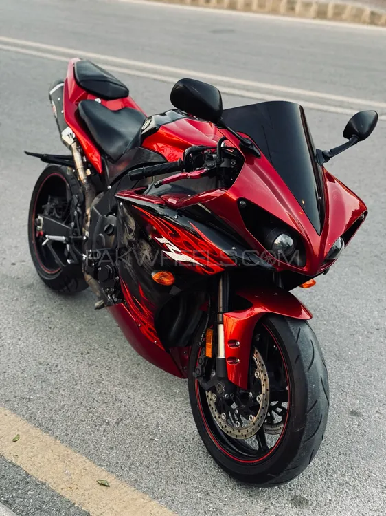 Yamaha YZF-R1 2011 for Sale Image-1