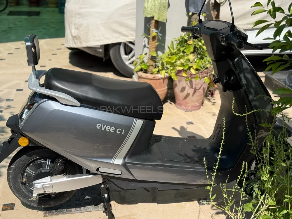 Evee C1 Pro 2023 for Sale Image-1
