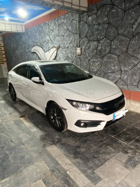Honda Civic 2018 for Sale in Mardan Image-1