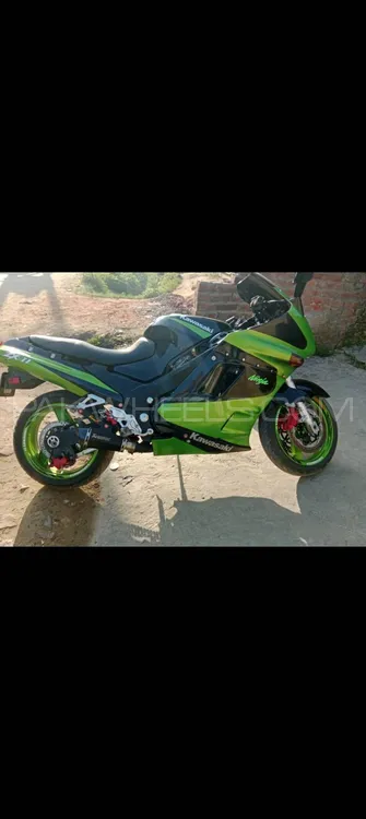 Kawasaki Ninja ZX-10R 1996 for Sale Image-1