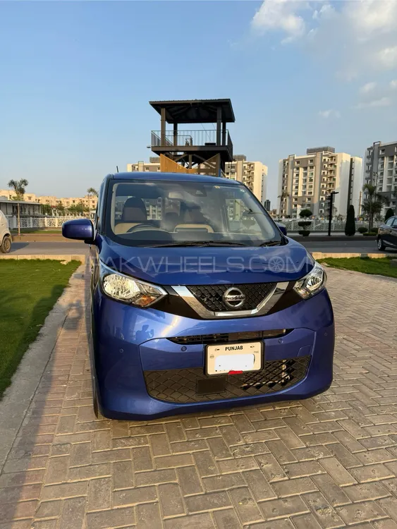 نسان ڈیز 2021 for Sale in لاہور Image-1