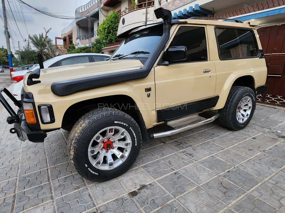 Nissan Patrol 1984 for Sale in Karachi Image-1