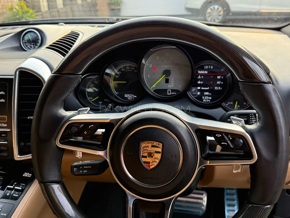 Porsche Cayenne 2015 for Sale in Lahore Porsche Cayenne 2015 for Sale in Lahore Image-8