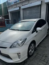 Toyota Prius S Touring Selection GS 1.8 2014 for Sale