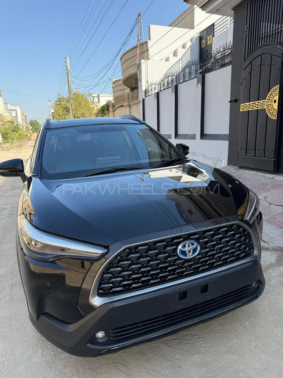 Toyota Corolla Cross 2024 for Sale in Bahawalpur Image-1