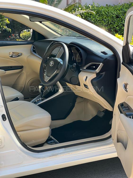 Toyota Yaris Sedan 2020 for Sale in Multan Toyota Yaris Sedan 2020 for Sale in Multan Image-11