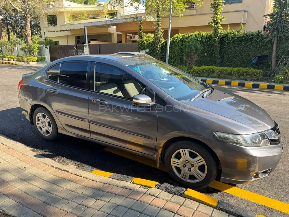 Honda City 2017 for Sale in Islamabad Image-1