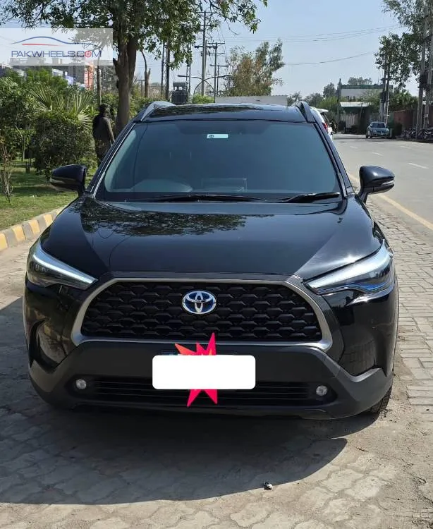 Toyota Corolla Cross 2024 for Sale in Faisalabad Image-1