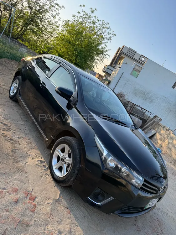 Toyota Corolla 2017 for Sale in Gujrat Image-1