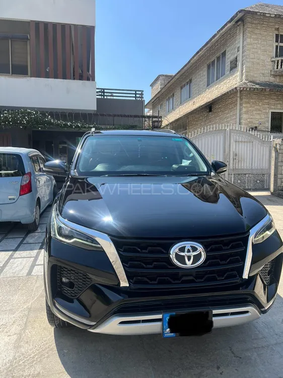 Toyota Fortuner 2022 for Sale in Islamabad Image-1