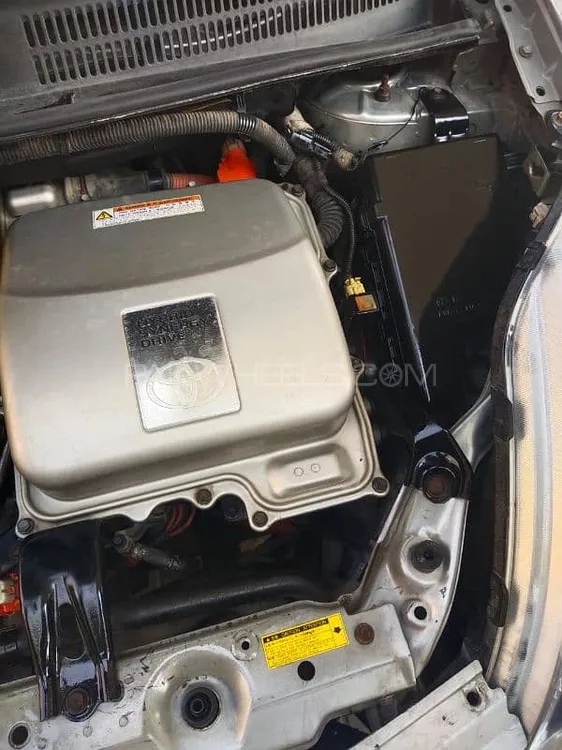 Toyota Prius 2014 for Sale in Burewala Image-1
