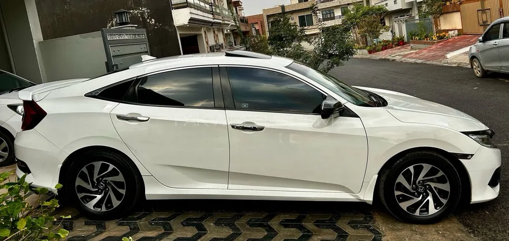 Honda Civic 2016 for Sale in Islamabad Image-1