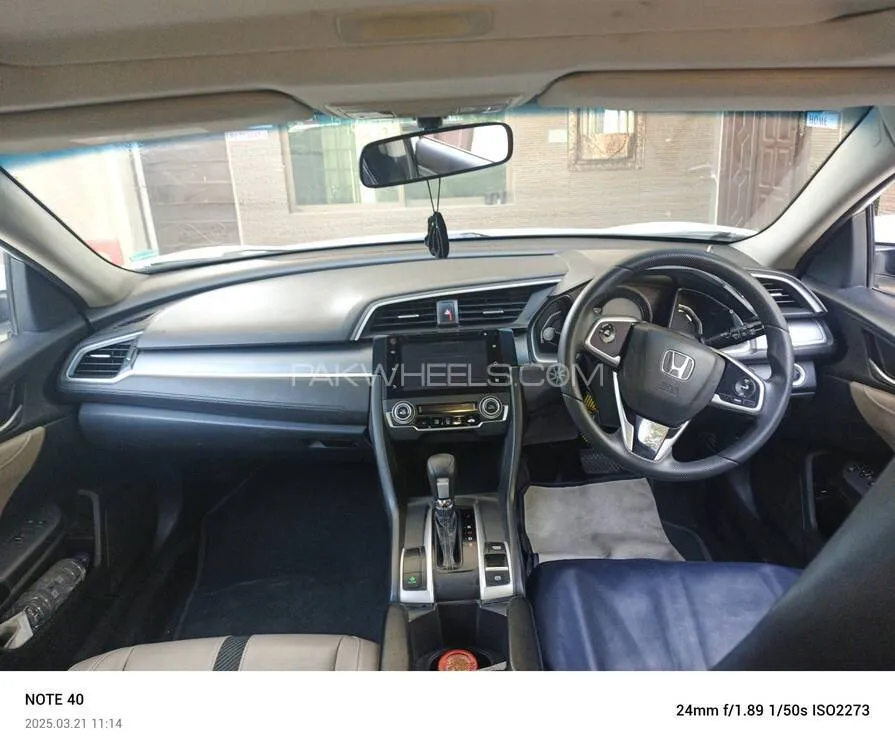 Honda Civic 2017 for Sale in Rawalpindi Honda Civic 2017 for Sale in Rawalpindi Image-9