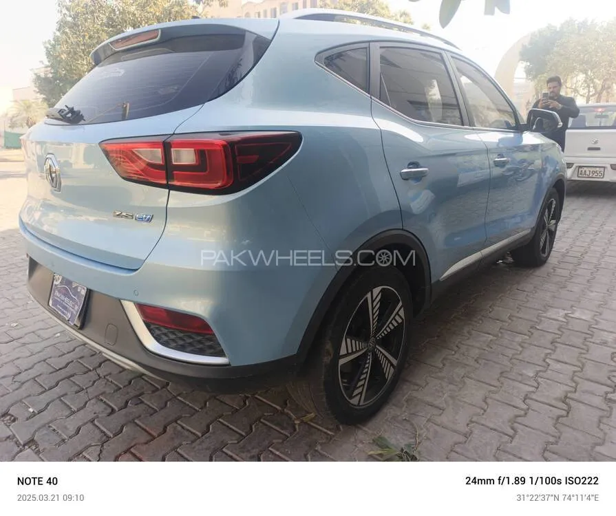 MG ZS EV 2020 for Sale in Lahore MG ZS EV 2020 for Sale in Lahore Image-5