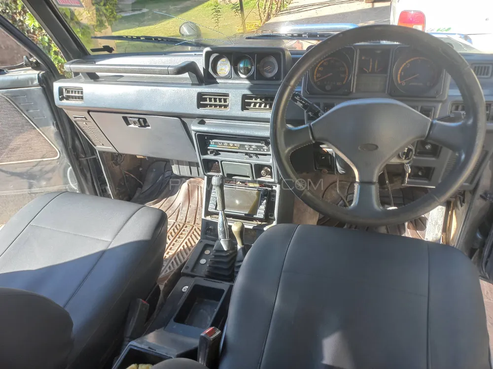 Mitsubishi Pajero 1989 for Sale in Peshawar Mitsubishi Pajero 1989 for Sale in Peshawar Image-12