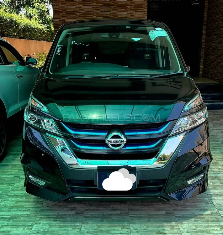 Nissan Serena 2019 for Sale in Lahore Image-1