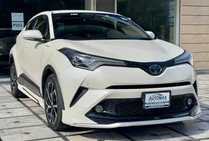 Toyota C-HR G-LED 2017 for Sale
