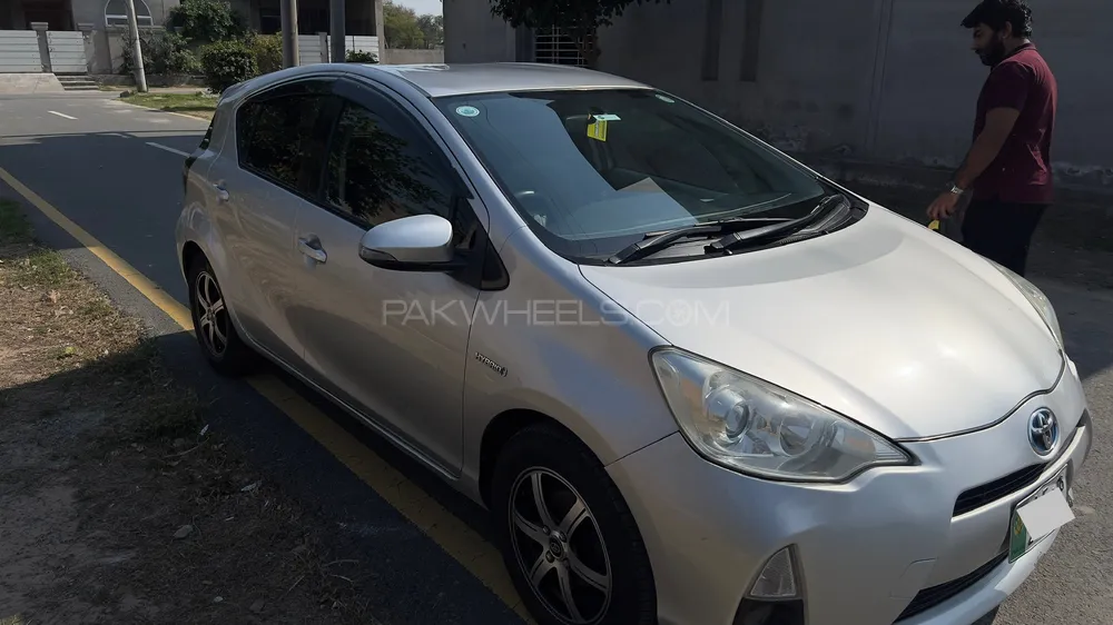 ٹویوٹا اکوا 2012 for Sale in فیصل آباد Image-1