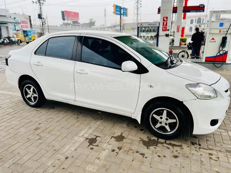 Toyota Belta 2010 for Sale in Gujranwala Image-1