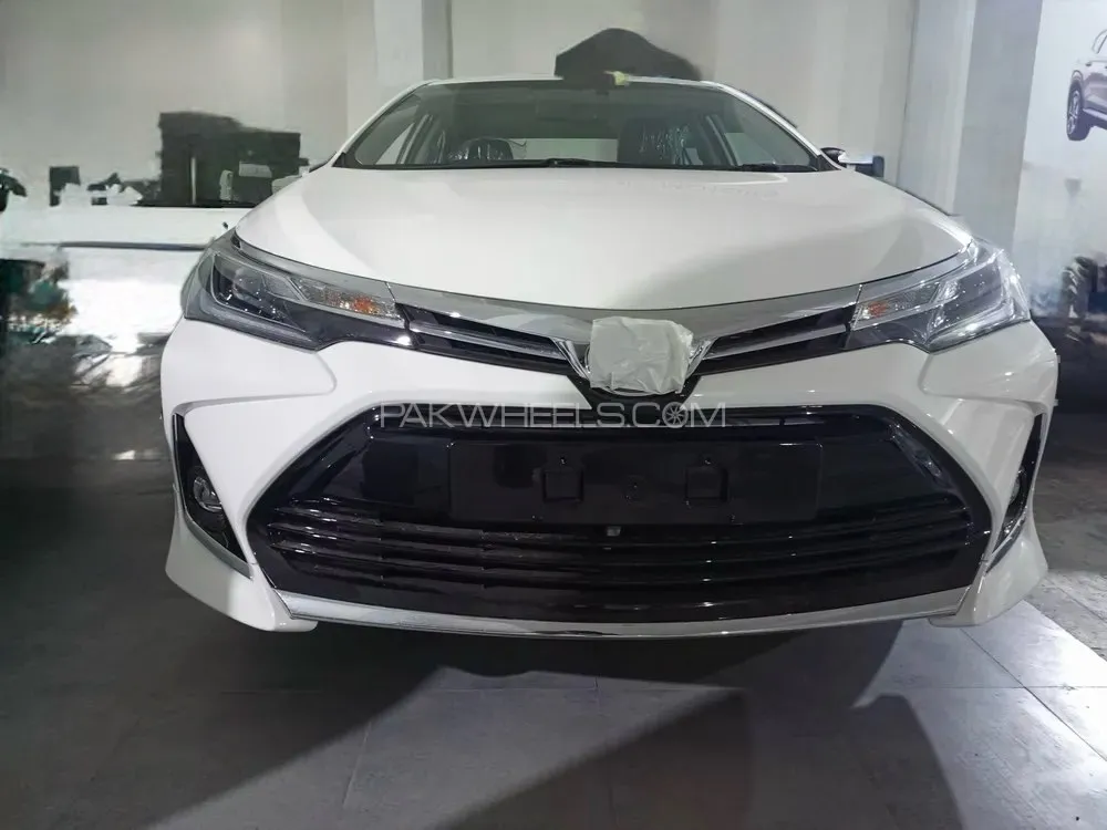 Toyota Corolla 2025 for Sale in Lahore Image-1
