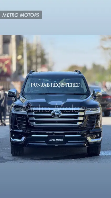 Toyota Land Cruiser 2023 for Sale in Lahore Image-1