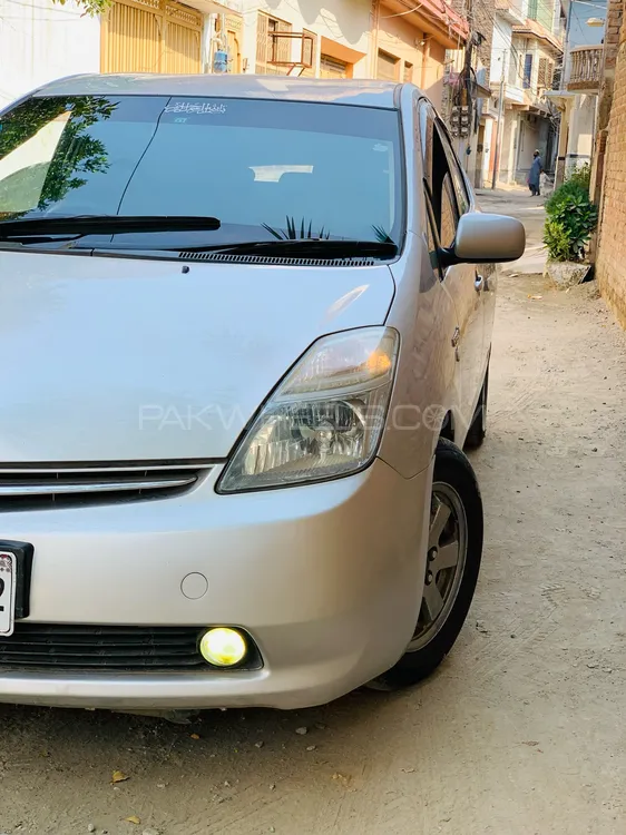 Toyota Prius 2006 for Sale in Peshawar Image-1