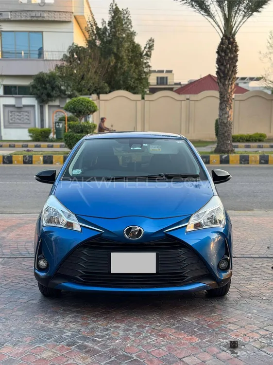 Toyota Vitz 2018 for Sale in Gujranwala Image-1