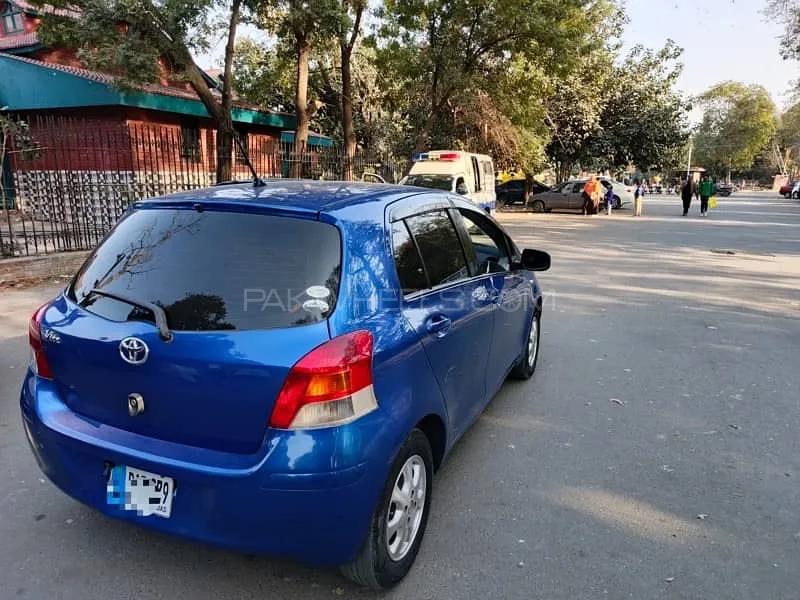 Toyota Vitz 2005 for Sale in Faisalabad Image-1