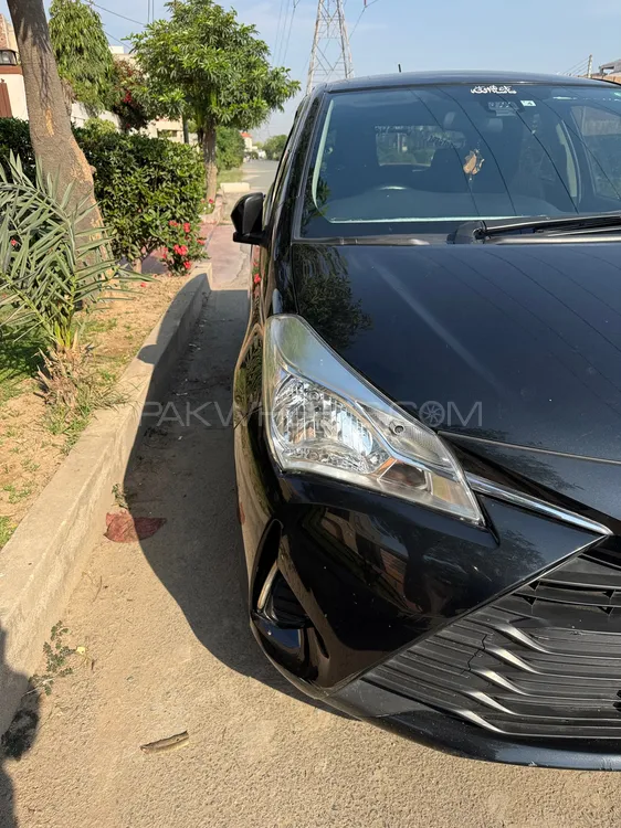 Toyota Vitz 2018 for Sale in Faisalabad Image-1