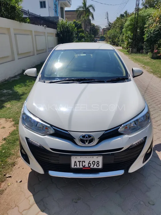 Toyota Yaris Sedan 2021 for Sale in Lahore Image-1